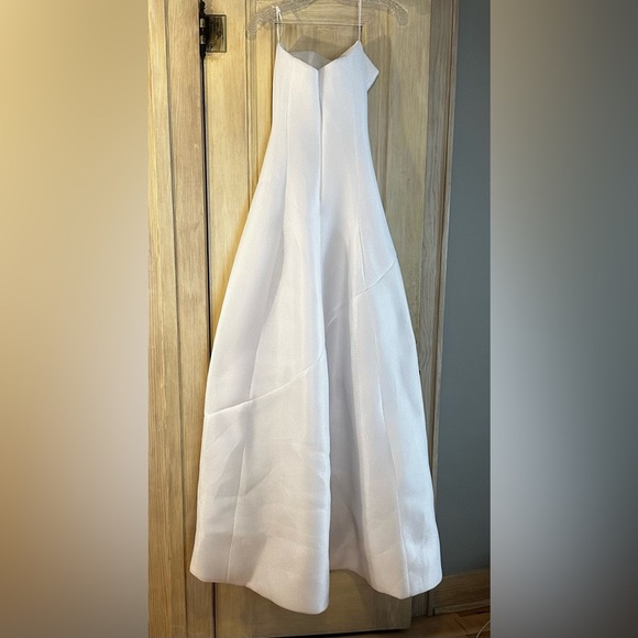 Issue New York Strapless High Low Gown White Formal Dress Made in USA Size Small - Picture 5 of 6